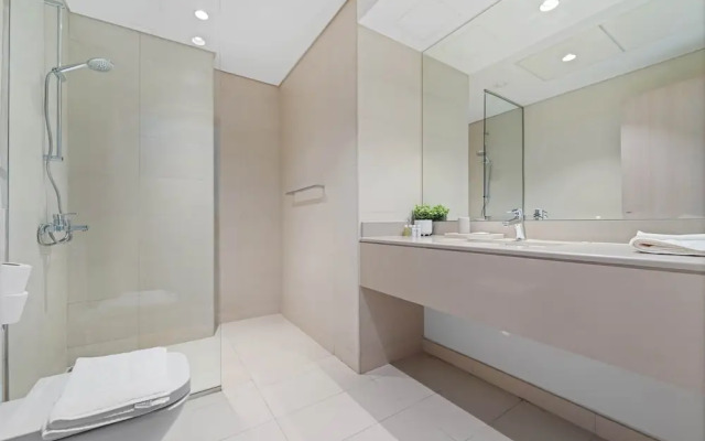 Silkhaus Modern 1bdr Canal Access Yas Island