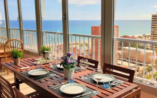 <1 Min Beach, Sea Views, AC, Wifi, Pool, 3xTennis