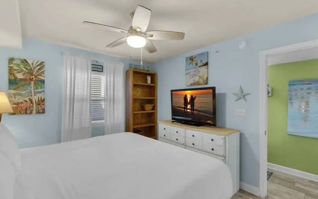 Pelican Isle 411