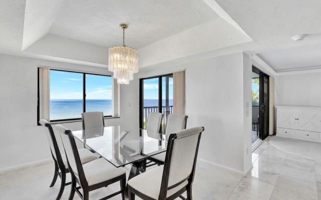 Sandy Beach Retreat