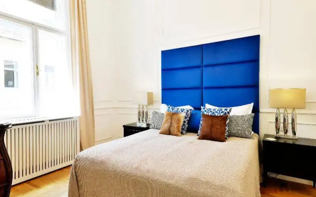 Osiris Apartments