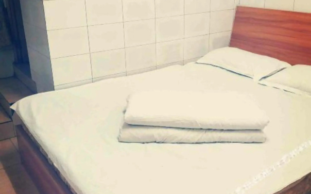 Yuqi Hostel