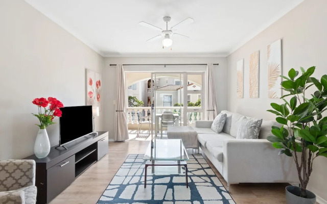 Bougain Villa CB206