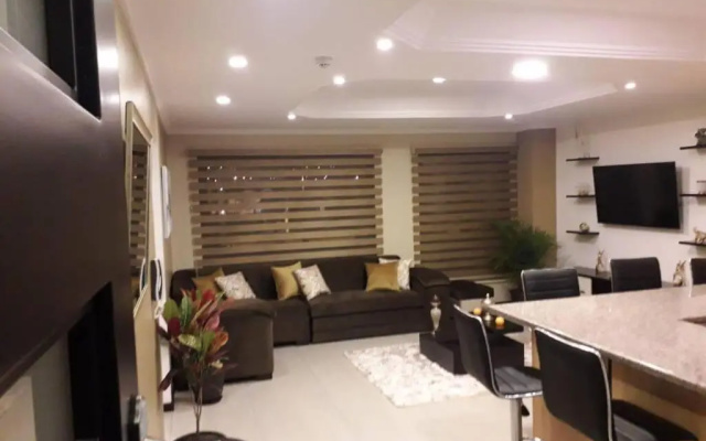 Hermoso apartamento en condominio La Victoria