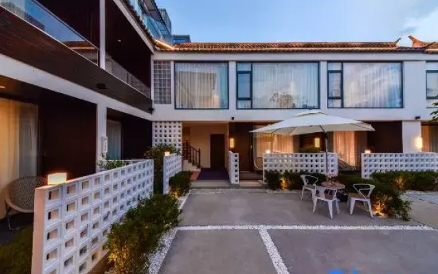 Floral Hotel·Gushenghua Flora Seaview Hotel (Erhai The Most Beautiful One Kilometer Branch)
