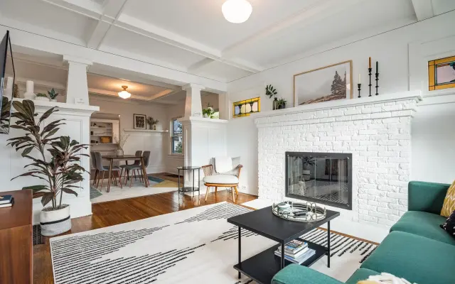 The Fremont Charmer 2BR