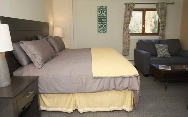 Clear River Inn