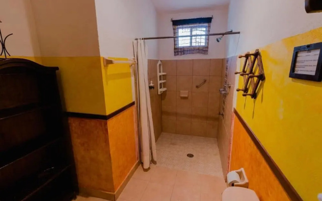 Hacienda Antigua Villa, 50m From Sandy Beach