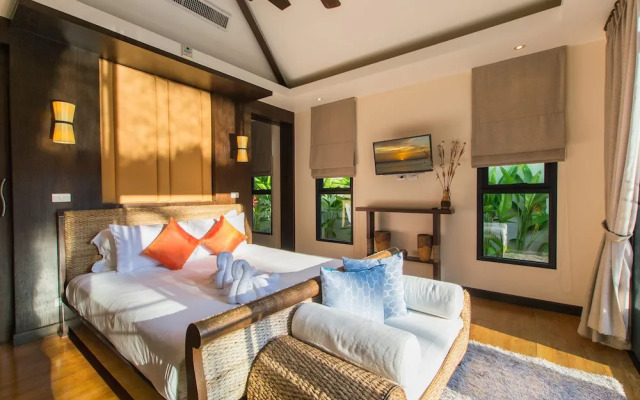 Tulip Pool Villa