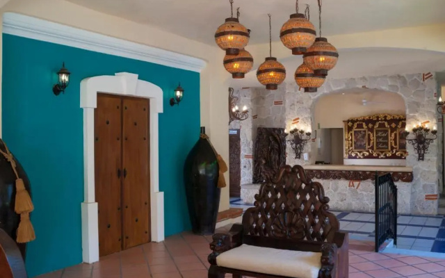 Los Arcos Suites