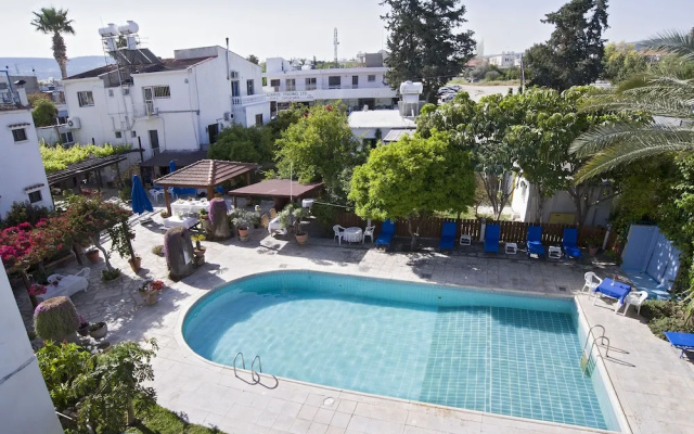 Room-spacious One Bedroom Apartment in P