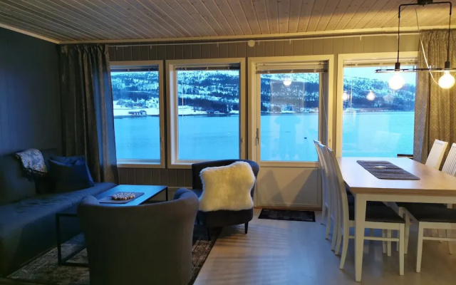 Senja Arctic Lodge AS