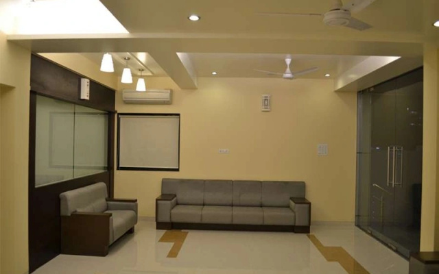 Hotel Sai Smaran