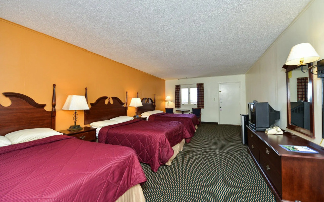Soudersburg Motel