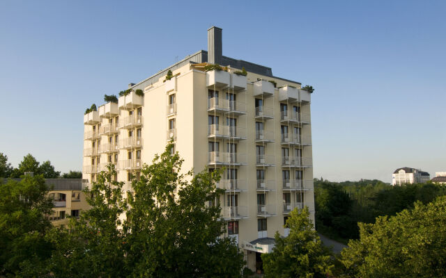 Отель Gästehaus Forum am Westkreuz Германия, Мюнхен - отзывы, цены и фото номеров - забронировать отель Gästehaus Forum am Westkreuz онлайн вид на фасад