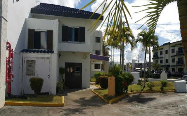 One Pacific Hotel in Tamuning, United States of America from 183$, photos, reviews - zenhotels.com hotel front