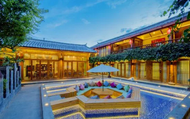 Lijiang Yi Lan Water Atrium Boutique Inn