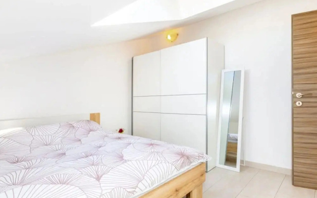 La Riva 1 Comfortable Holiday Residence