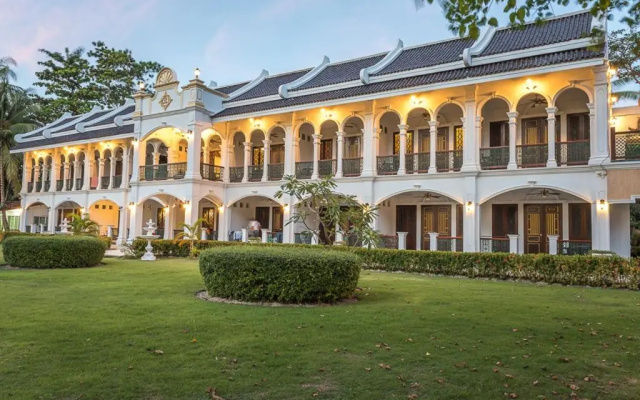 hotelImage