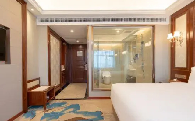 Vienna Zhihao Hotel