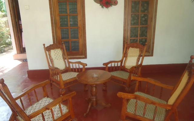 Nishan Surf Inn