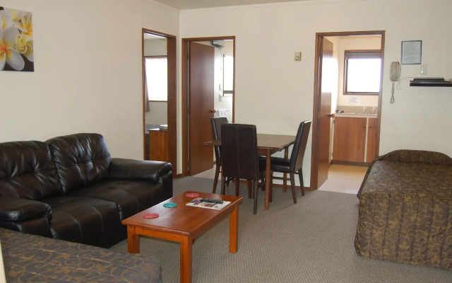 Carisbrook Motel