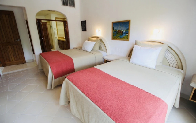 Las Villas Akumal  2B-13 by SkyRun