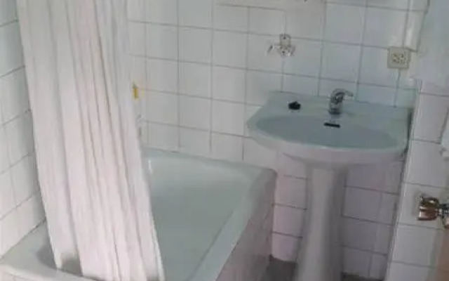 Hostal Reyes