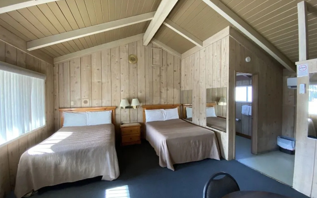 Bristlecone Motel
