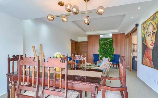302 Torreco STudio GoodLong Term Stay