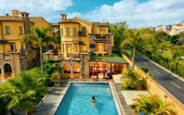 Royal Villa at Mayland CIty