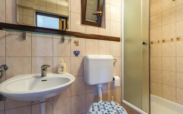 Stunning Home in Medulin With Wifi and 2 Bedrooms