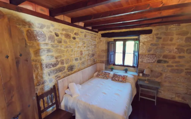 El Espesedo de Cabárceno, Casa rural
