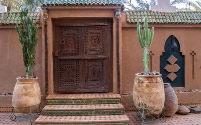 Отель Riad Dar Sofian Марокко, Загора - отзывы, цены и фото номеров - забронировать отель Riad Dar Sofian онлайн вид на фасад