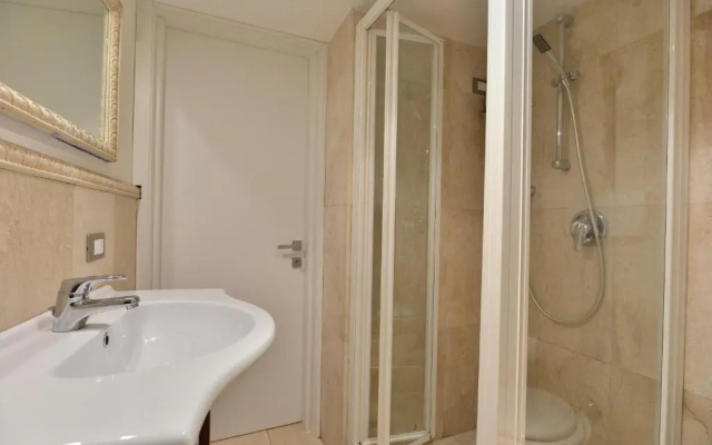 IzzHome City Center Cozy