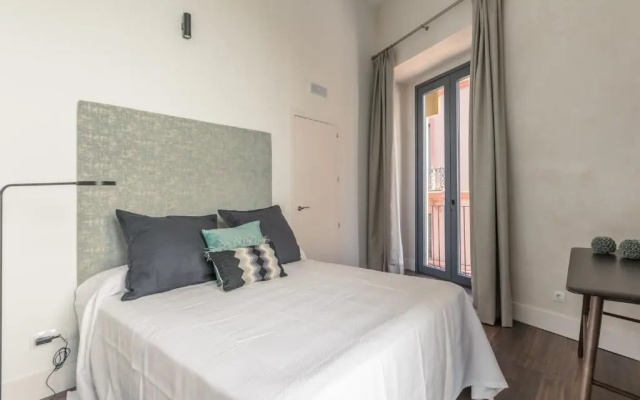 Green Apartments Sierpes Luxury Suites