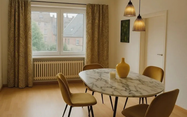 Aurora Living – 15 Min Airport | Business Design Apartments