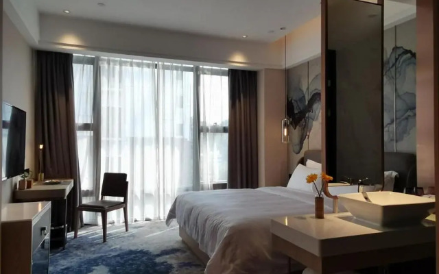 Paco Hotel Guangzhou Luogang Science City, Jinfeng Metro Station