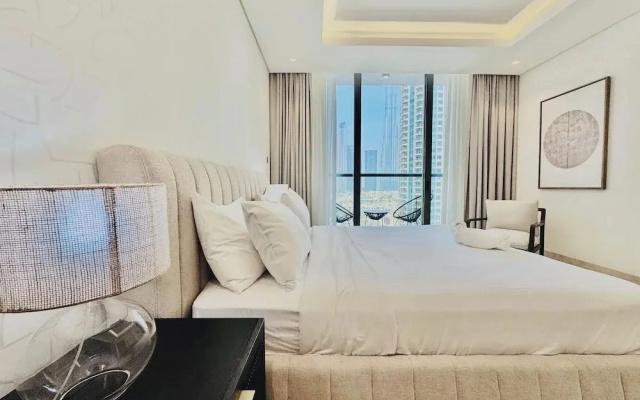 Venduras Chic 1BR Burj Views Sterling