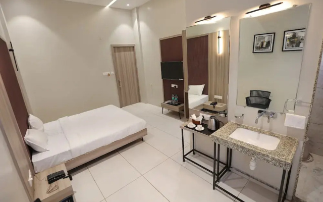Vaishnav Hotel