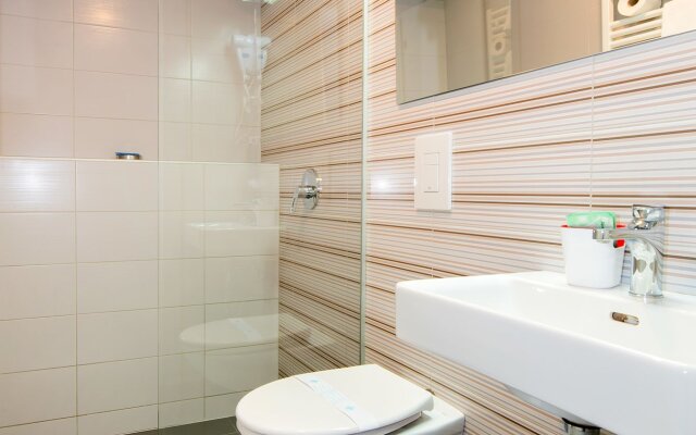 Tia Apartments and Rooms in Zagreb, Croatia from 76$, photos, reviews - zenhotels.com