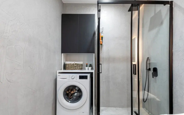 Sway - Chic 1-BR Apt & Balcony in Athens