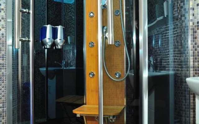 Mini Hotel Uyut on Novgorodskaya 35