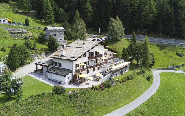 Hotel Zarera