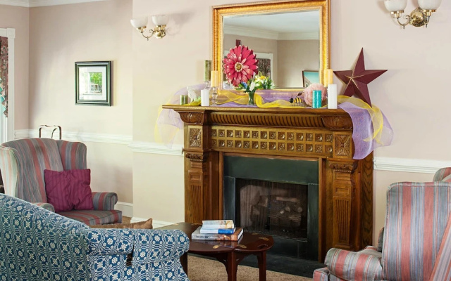 The Henry Clay Inn
