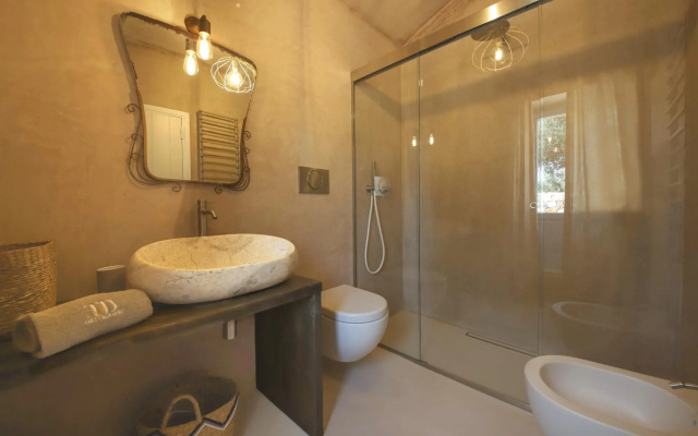 TD Lamiamola Stylish Trulli Lamie With Pool