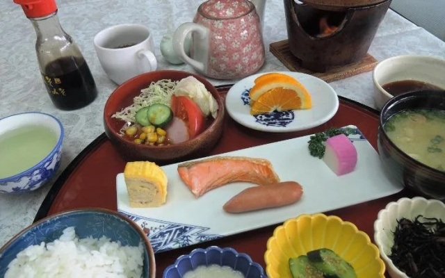 Hita Sansuikan