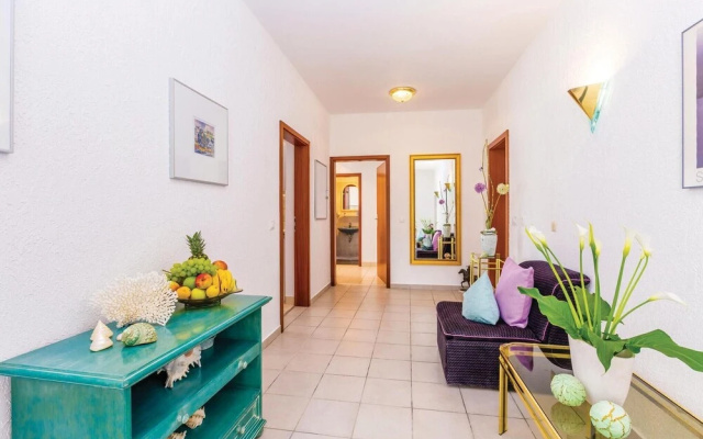 Stunning Home in Dramalj With Wifi and 2 Bedrooms