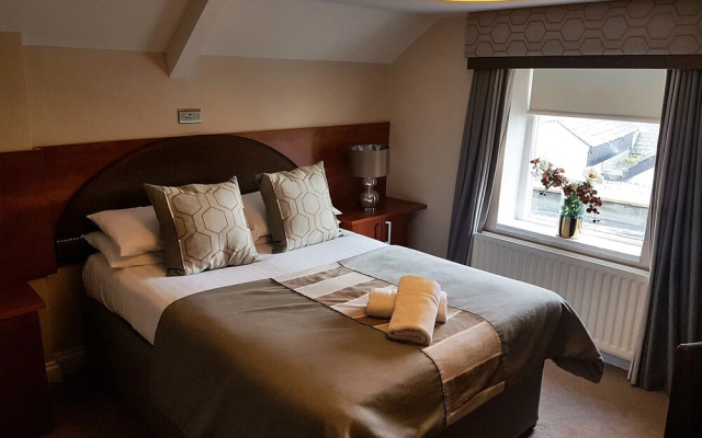 The Diamond Inn