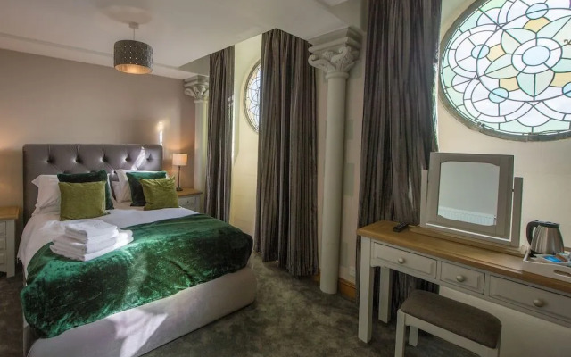 St Nicholas Boutique Hotel